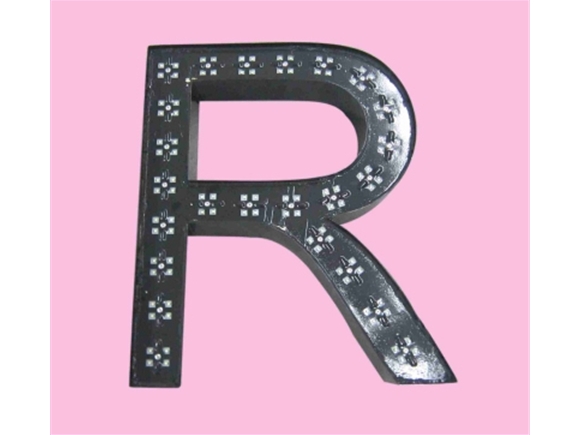 外露字沖孔設備